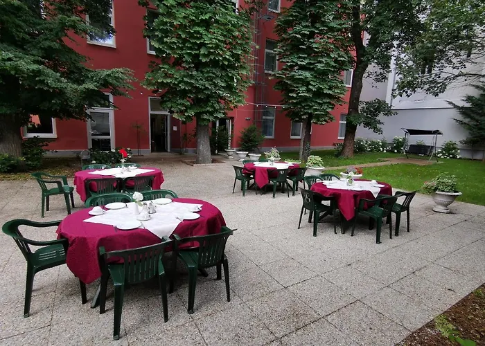 Garten- Und Kunsthotel Gabriel