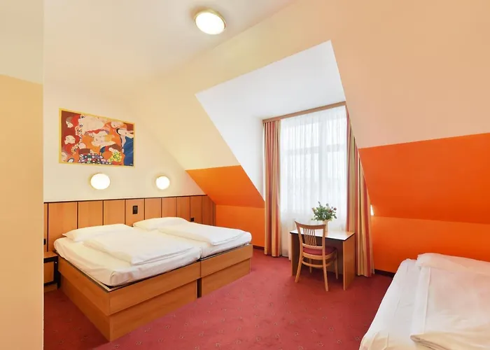 Garten- Und Kunsthotel Gabriel מלון