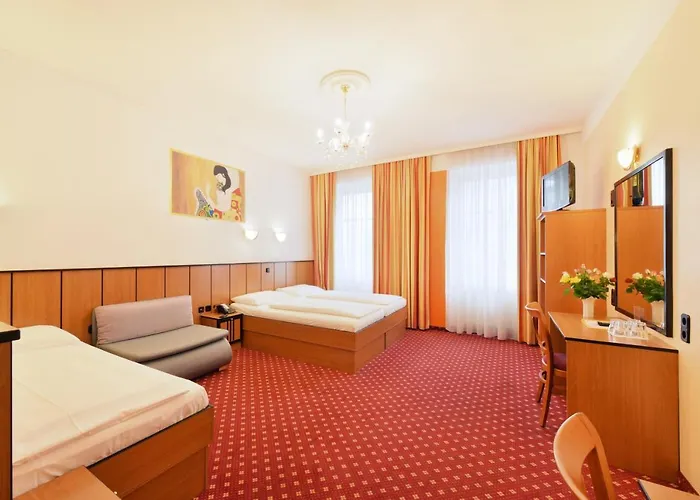 Garten- Und Kunsthotel Gabriel 3* וינה