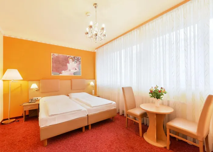 Garten- Und Kunsthotel Gabriel 3* וינה