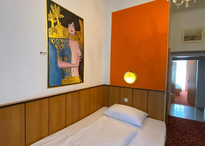 Garten- Und Kunsthotel Gabriel מלון 3*