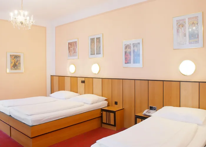 Garten- Und Kunsthotel Gabriel 3*