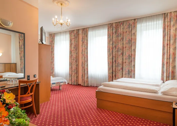 Garten- Und Kunsthotel Gabriel 3*