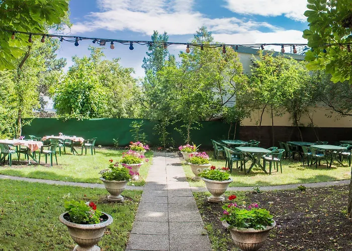 Garten- Und Kunsthotel Gabriel 3*